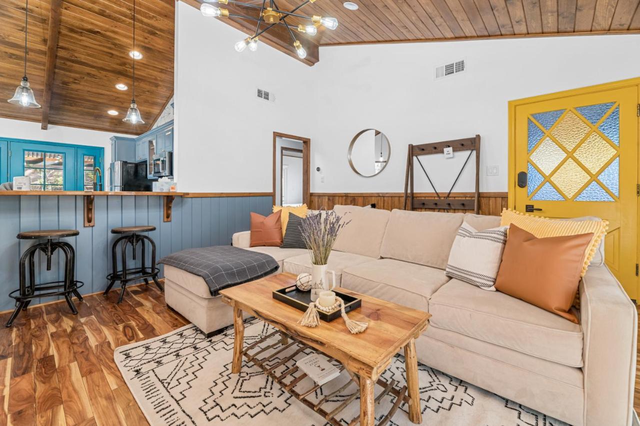 Yellow Pine Lodge - Charming Cottage Style Cabin With Peak-A-Boo Lake And Mountain Views Big Bear Lake Exteriör bild