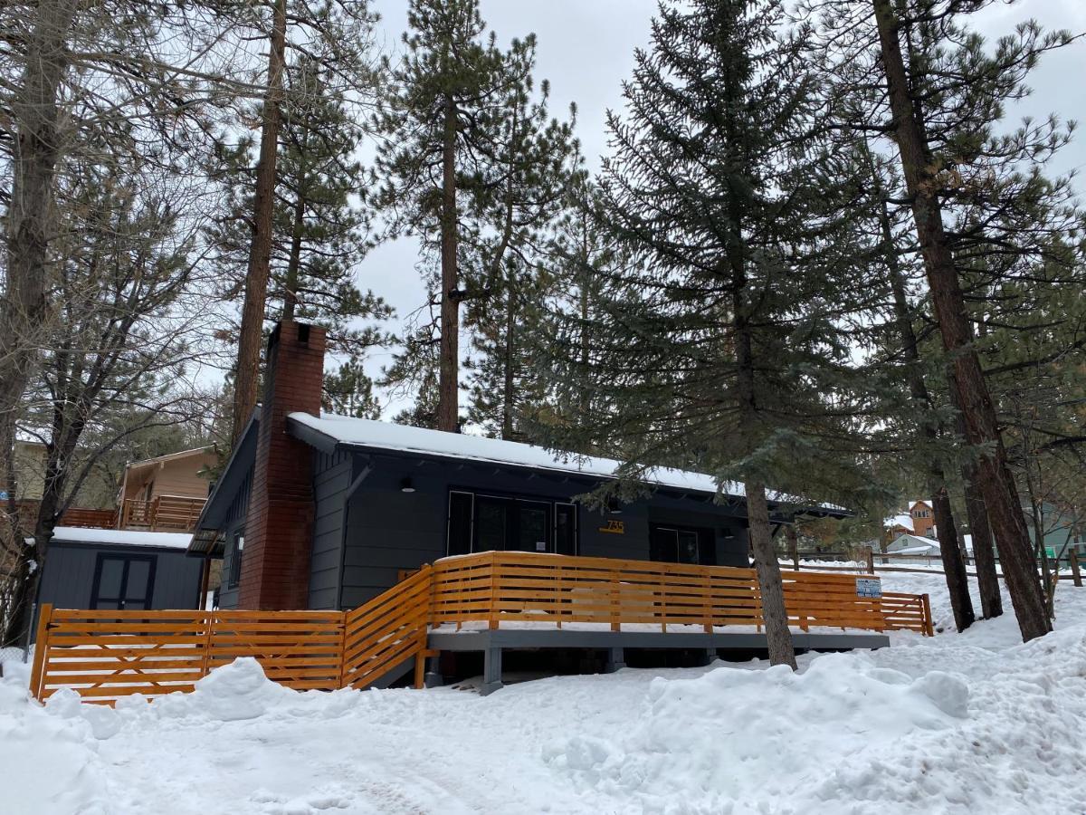 Yellow Pine Lodge - Charming Cottage Style Cabin With Peak-A-Boo Lake And Mountain Views Big Bear Lake Exteriör bild